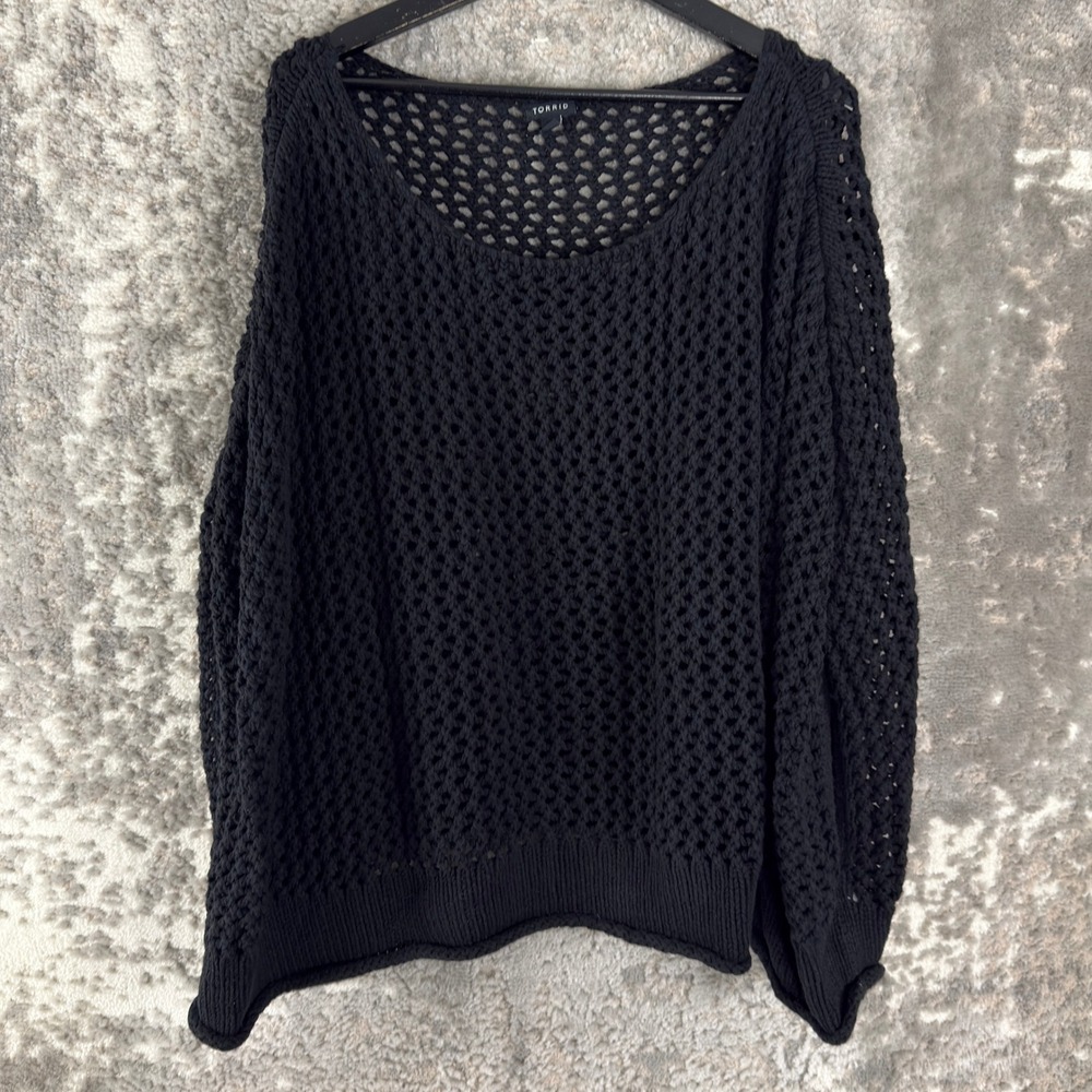 Torrid Plus Size 5/6 Open Knit Crochet Slit Sleeve Sweater Black LS Women